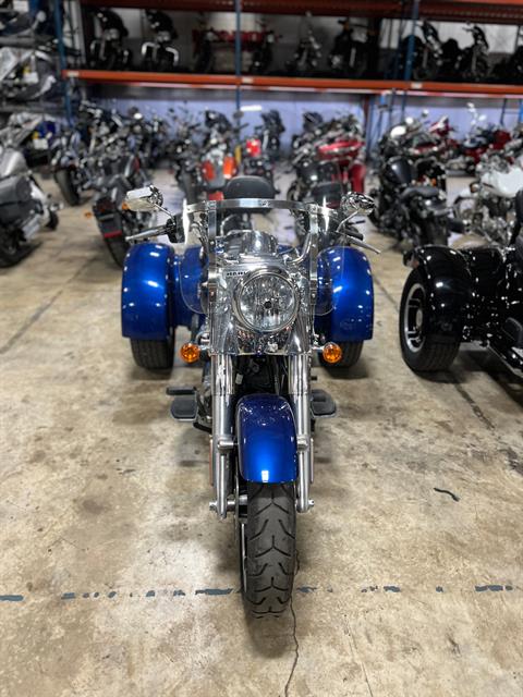 2015 Harley-Davidson Freewheeler™ in Monroe, Michigan - Photo 2