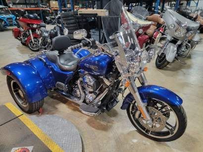 2015 Harley-Davidson Freewheeler™ in Monroe, Michigan - Photo 1