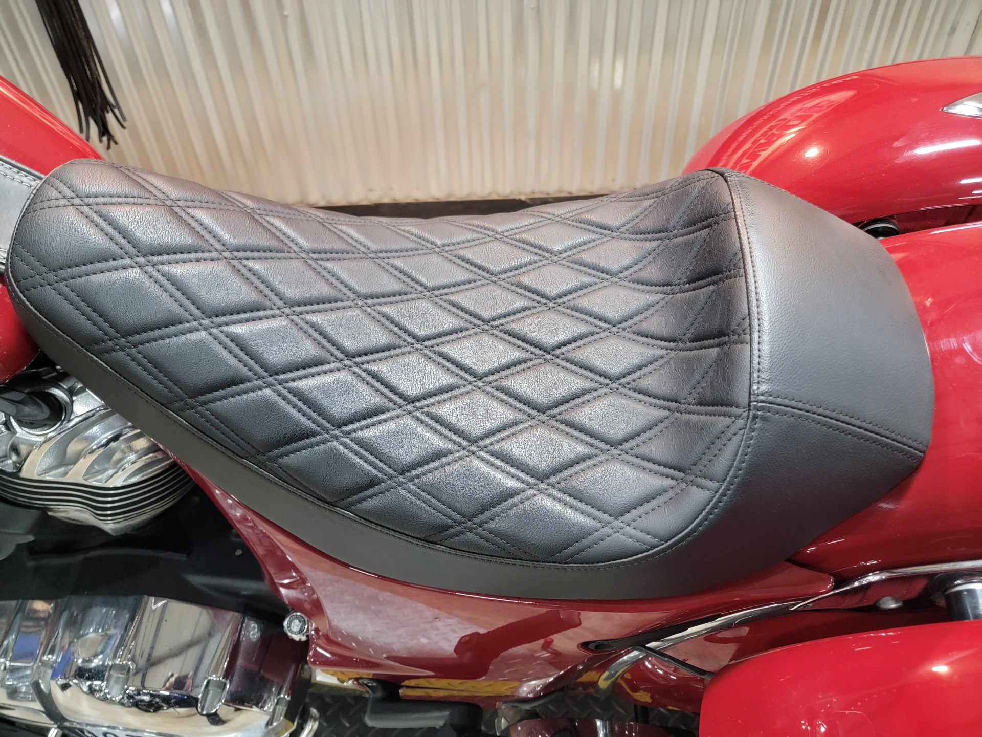 2015 Indian Motorcycle Chieftain® in Monroe, Michigan - Photo 4