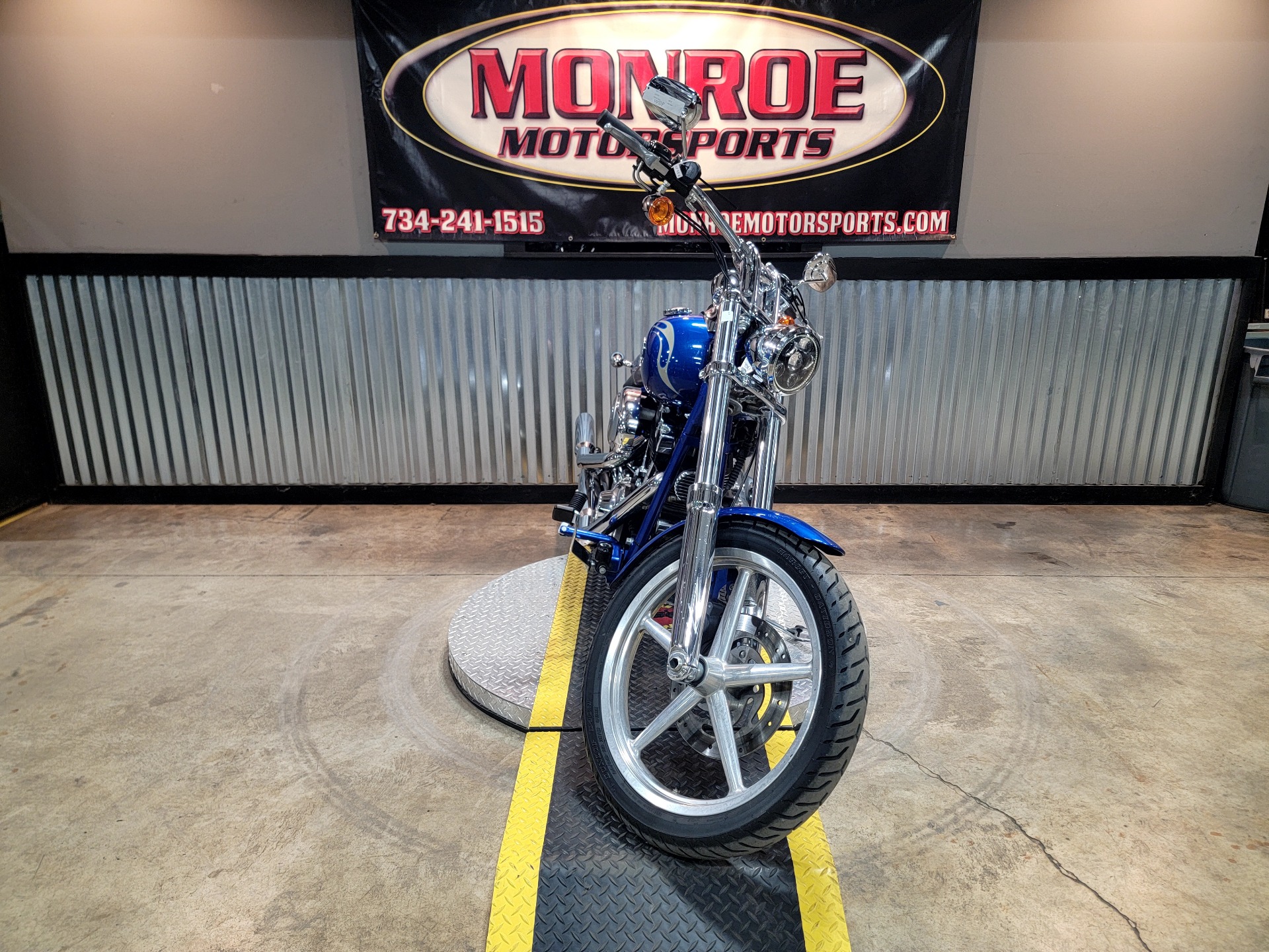 2009 Harley-Davidson Softail® Rocker™ C in Monroe, Michigan - Photo 7