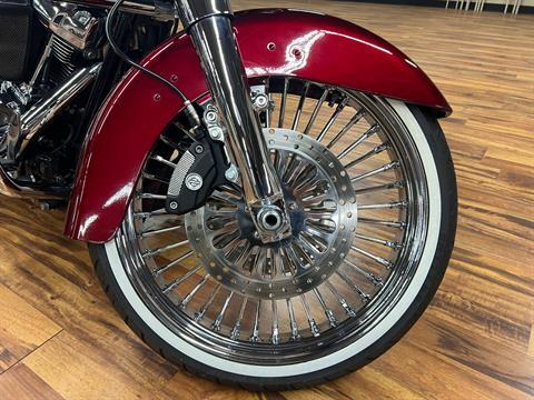 2017 Harley-Davidson Street Glide® in Monroe, Michigan - Photo 8