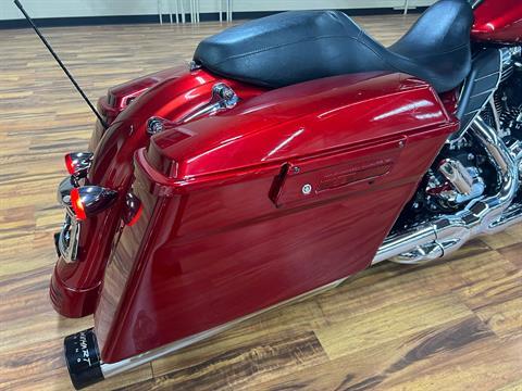 2013 Harley-Davidson Street Glide® in Monroe, Michigan - Photo 31