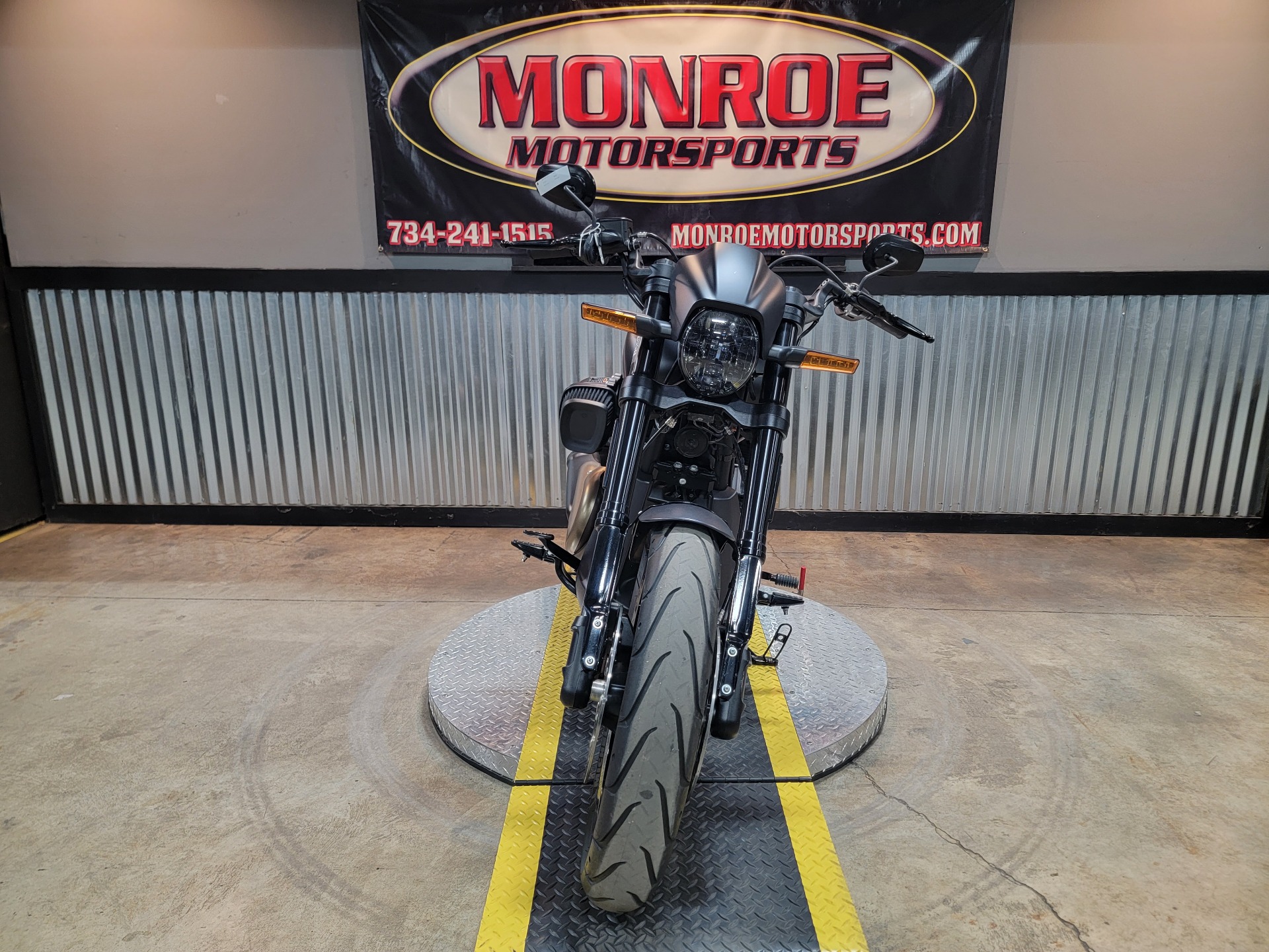 2020 Harley-Davidson FXDR™ 114 in Monroe, Michigan - Photo 7