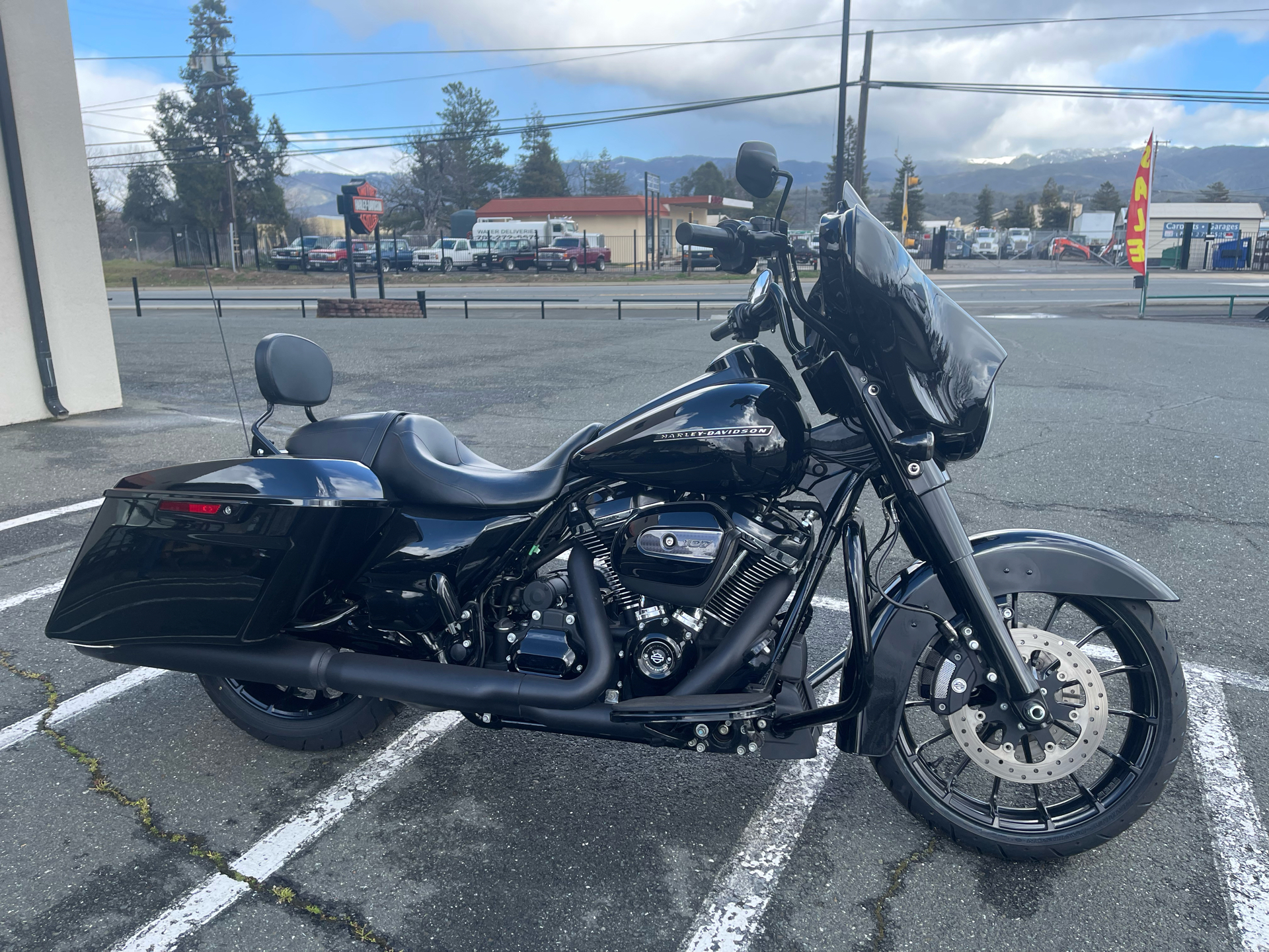 2018 Harley-Davidson Street Glide® Special in Ukiah, California - Photo 1