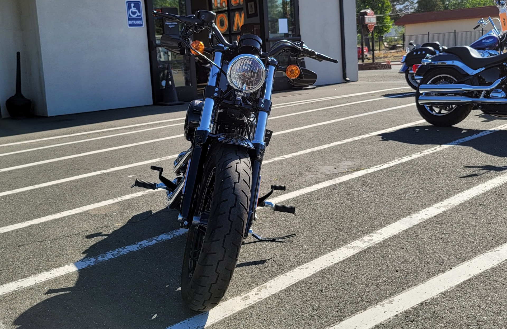 2018 Harley-Davidson 115th Anniversary Forty-Eight® in Ukiah, California - Photo 3