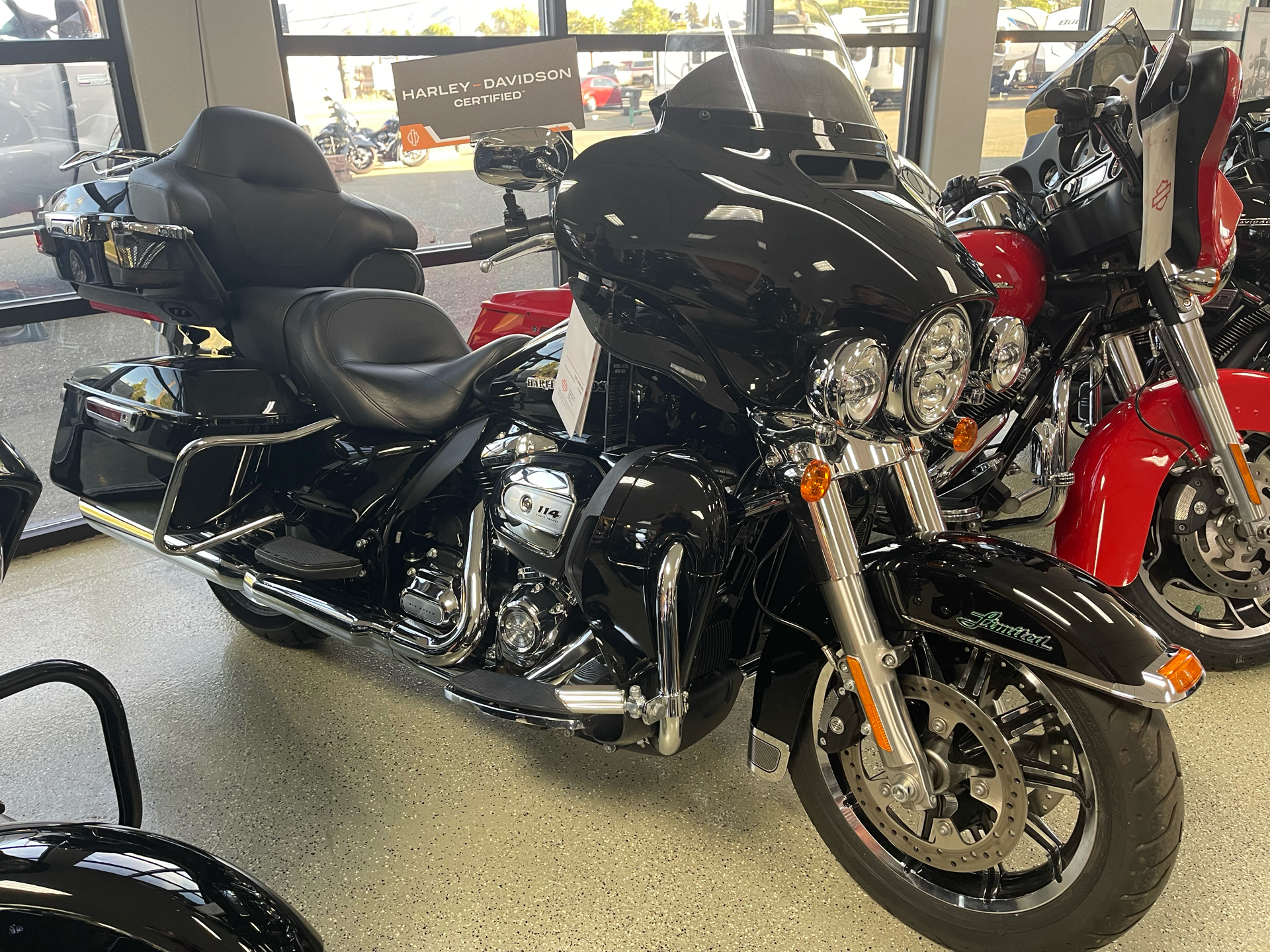 2019 Harley-Davidson Ultra Limited in Ukiah, California - Photo 1