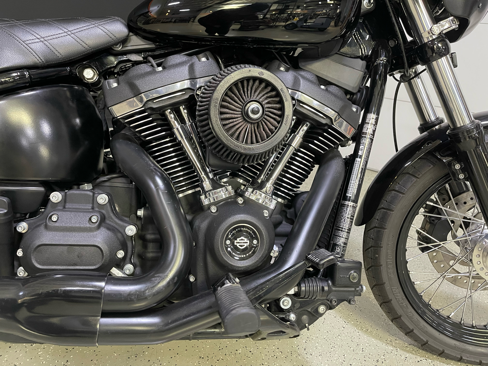 2018 Harley-Davidson Street Bob® 107 in Ukiah, California - Photo 3