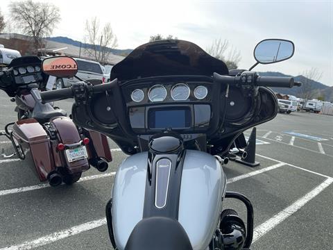 2019 Harley-Davidson Street Glide® Special in Ukiah, California - Photo 8