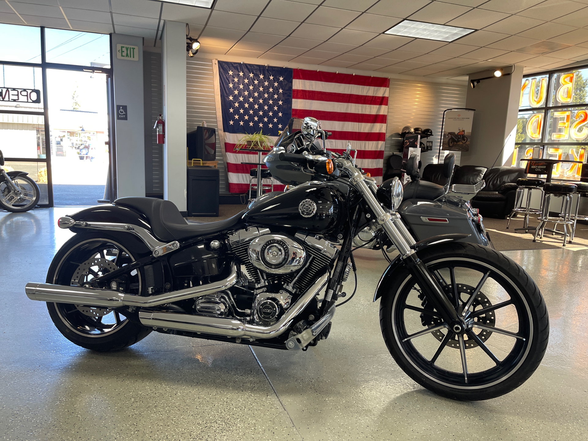 2015 Harley-Davidson Breakout® in Ukiah, California - Photo 1
