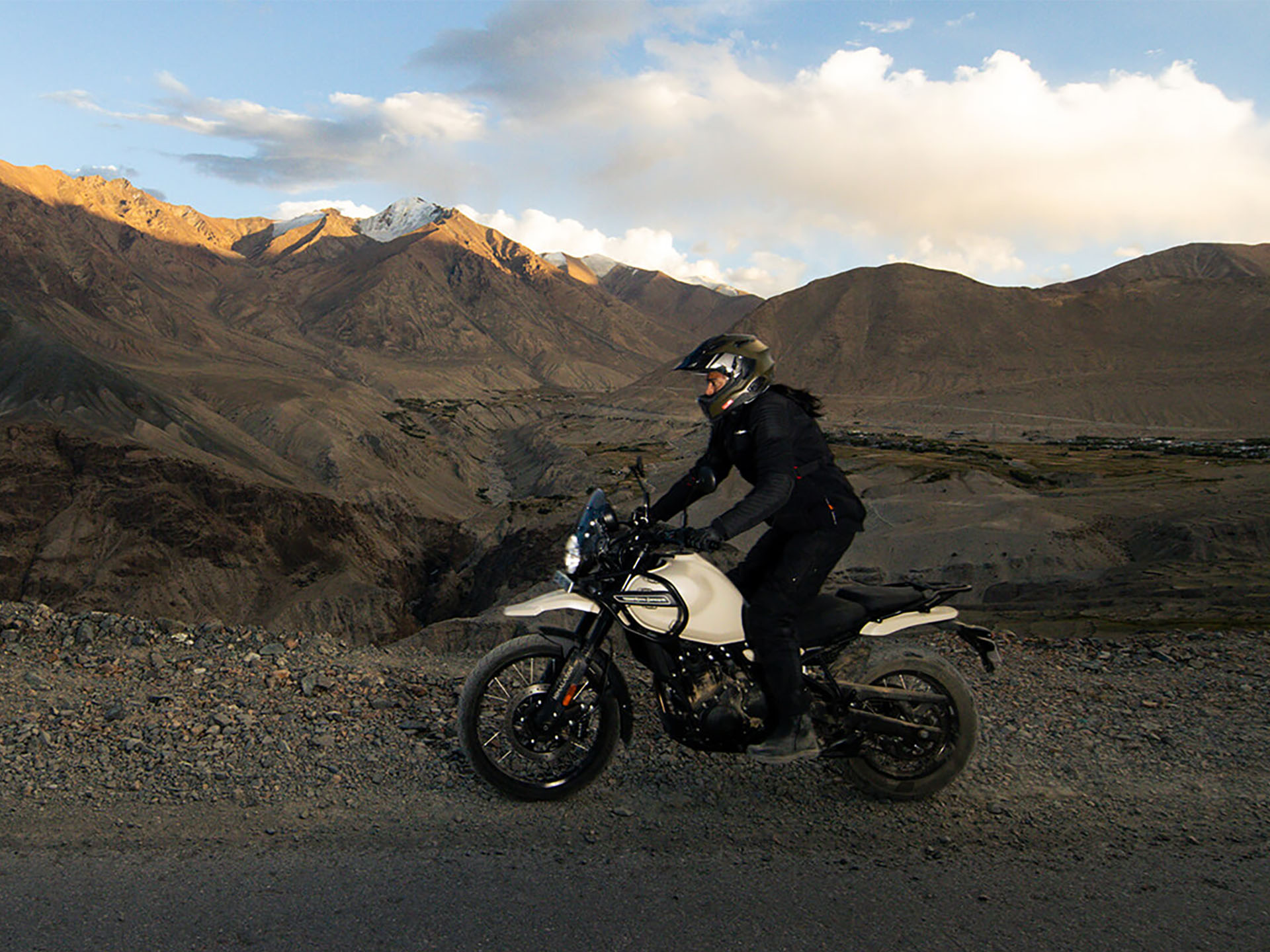 2025 Royal Enfield Himalayan 450 in Greensboro, North Carolina - Photo 12