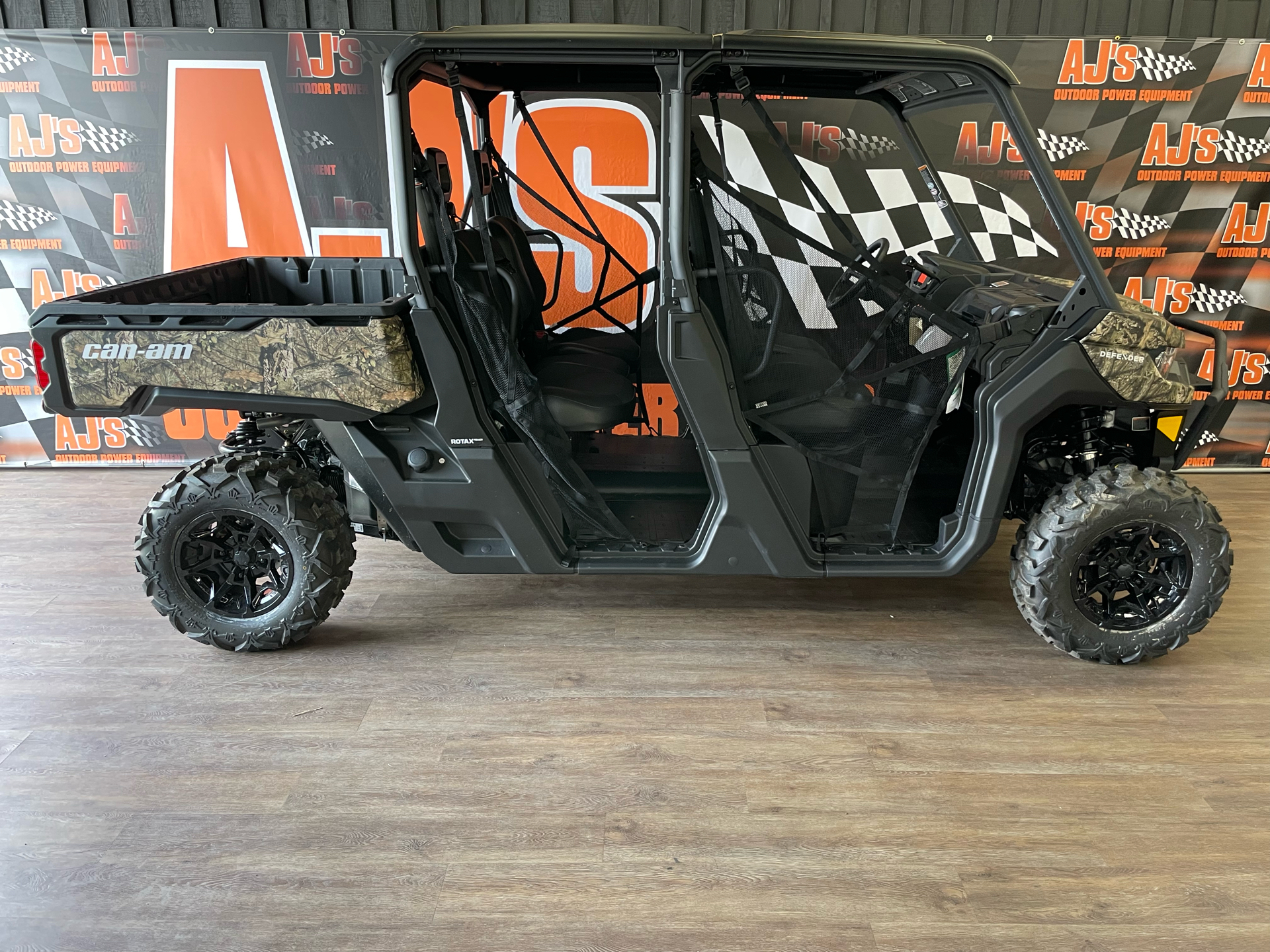 2023 Can-Am Defender MAX XT HD9 in Mansfield, Pennsylvania - Photo 1