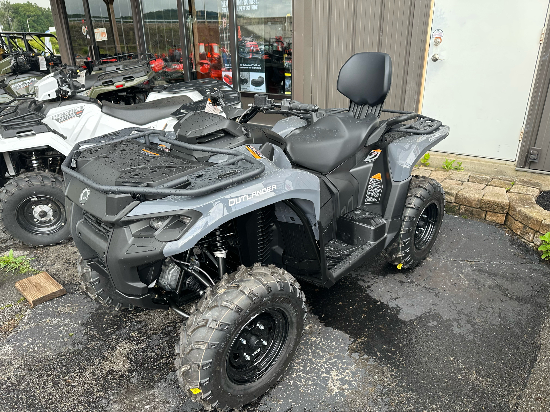 2023 Can-Am Outlander MAX DPS 700 in Mansfield, Pennsylvania - Photo 3