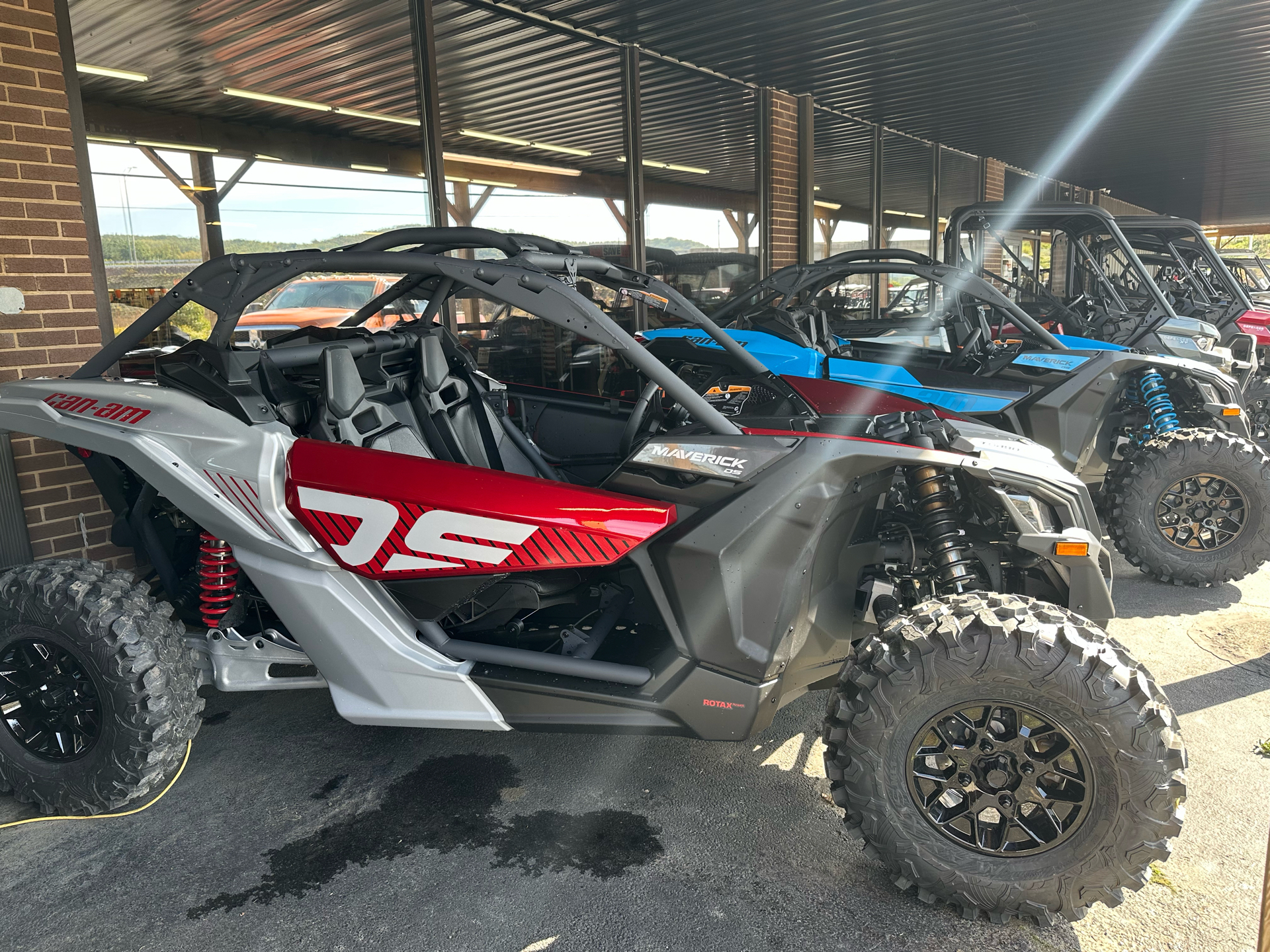 2024 Can-Am Maverick X3 DS Turbo RR in Mansfield, Pennsylvania - Photo 2