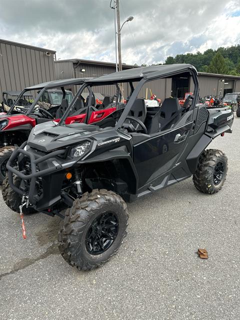 2024 Can-Am Commander XT 700 in Mansfield, Pennsylvania - Photo 1