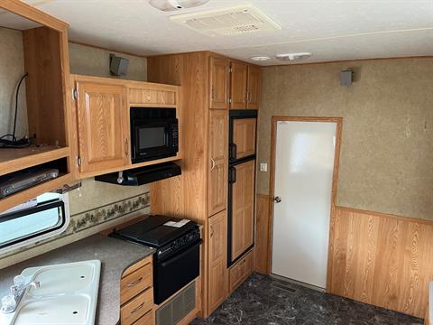 2006 Crossroads RV Crossforce 29SL Toy Hauler in Bismarck, North Dakota - Photo 7