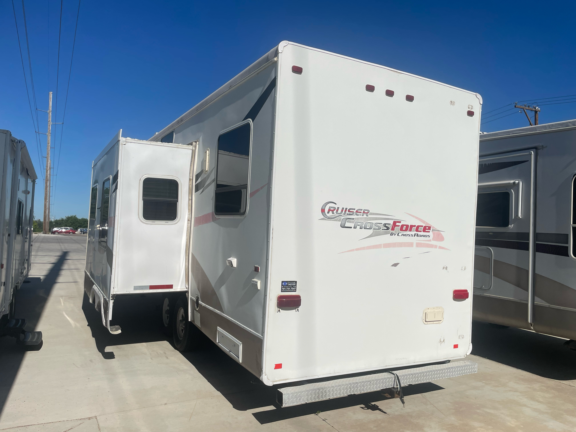 2006 Crossroads RV Crossforce 29SL Toy Hauler in Bismarck, North Dakota - Photo 4