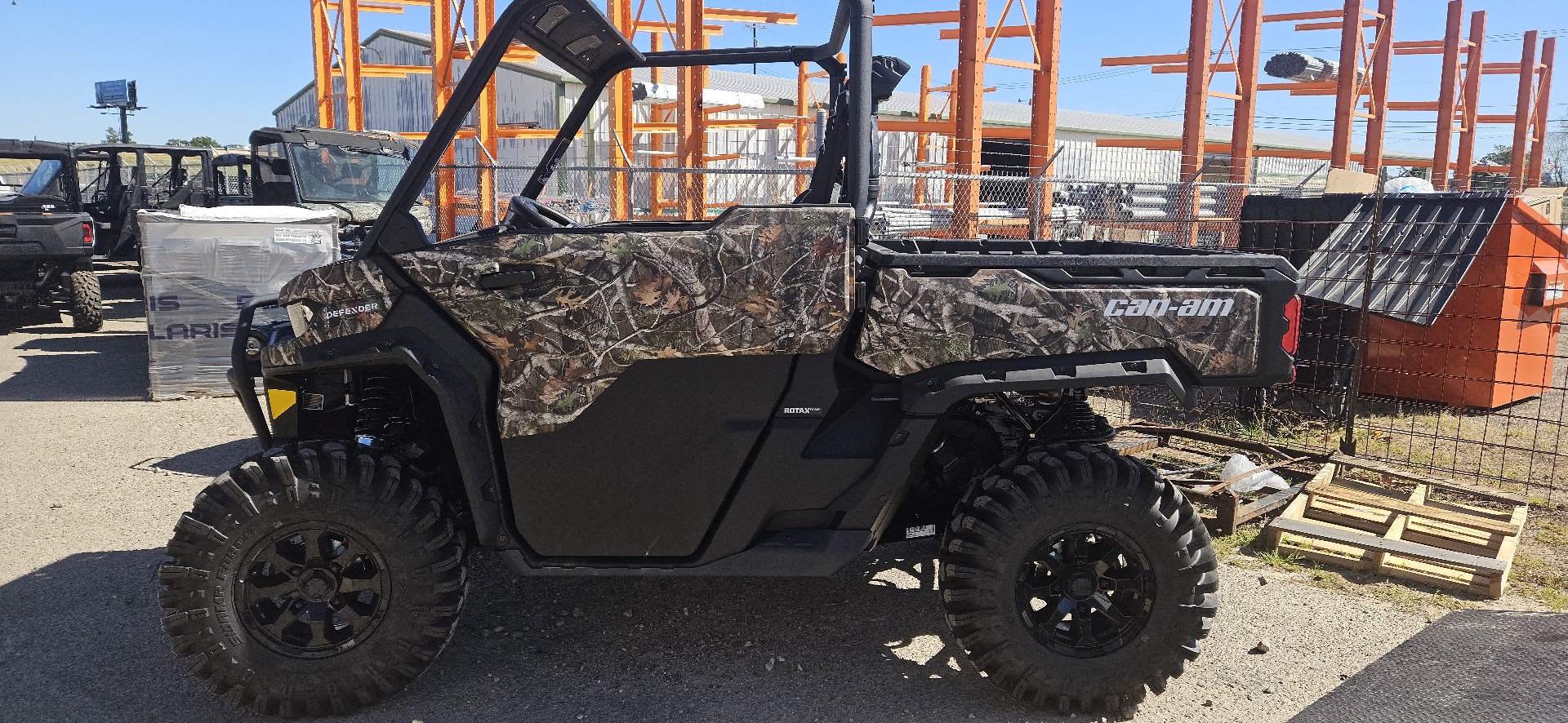 2025 Can-Am Defender X MR With Half-Doors in Paris, Texas - Photo 1