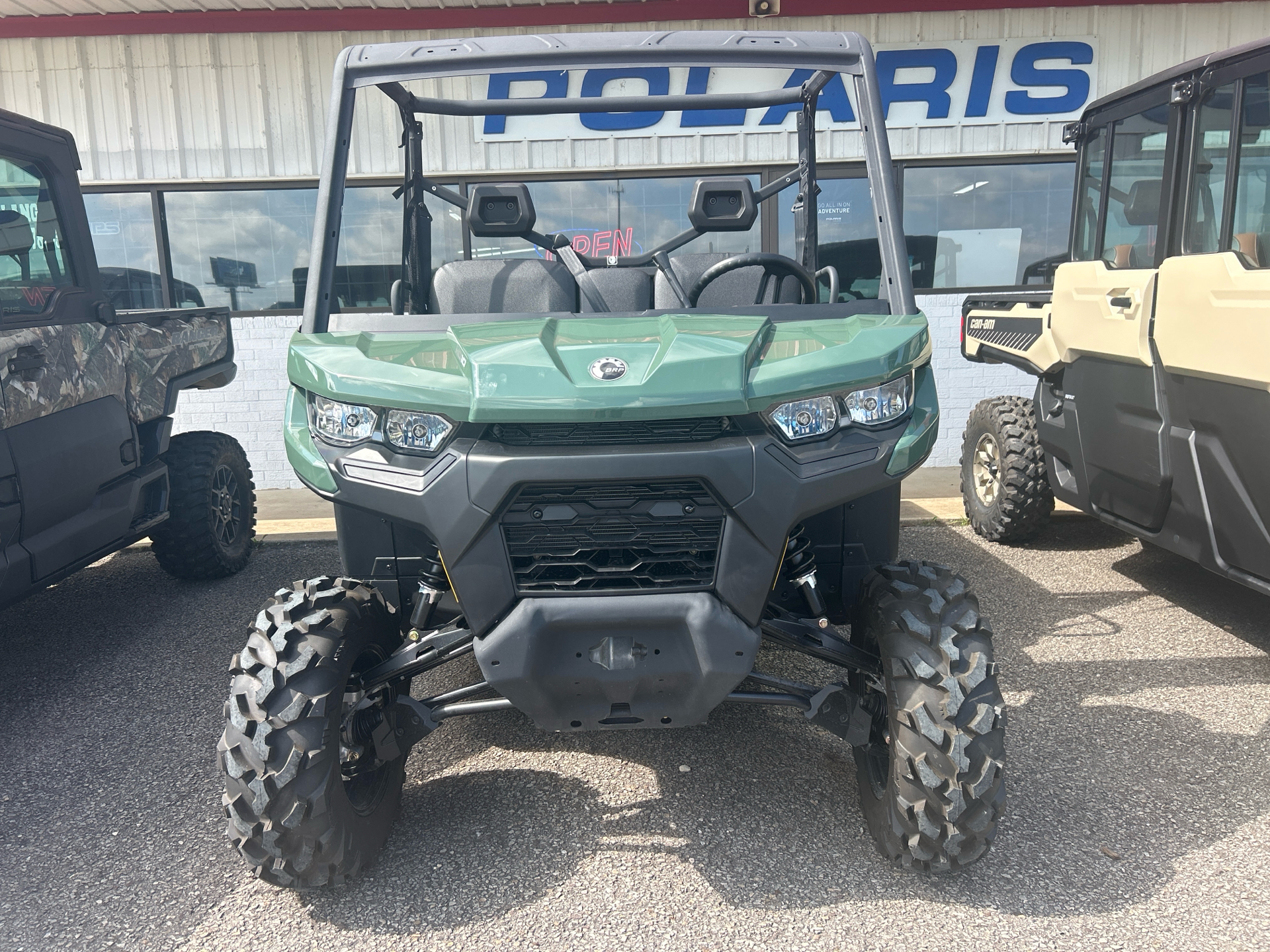 2024 Can-Am Defender 6x6 DPS in Paris, Texas - Photo 1