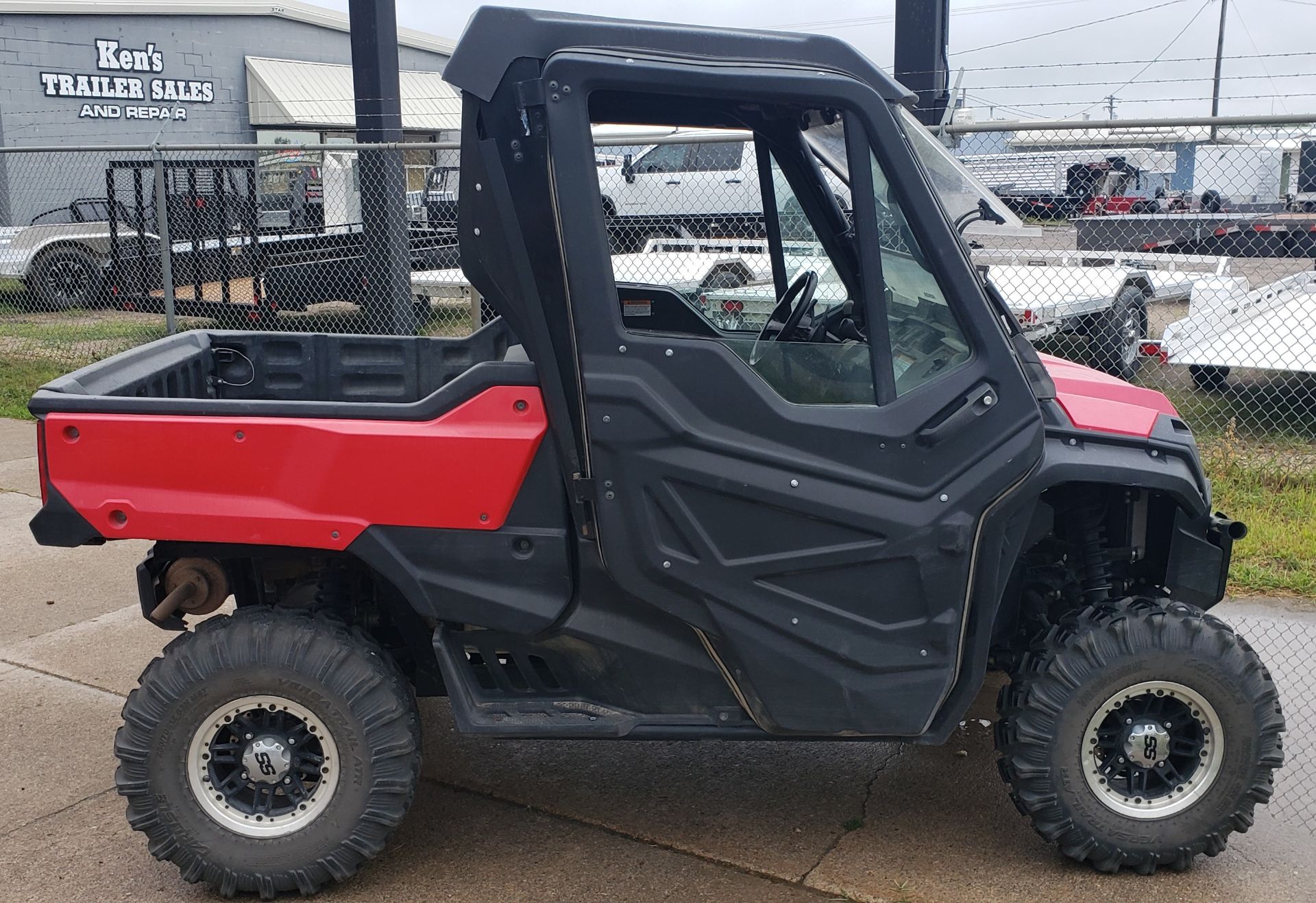 2016 Honda Pioneer 1000 EPS in Norfolk, Nebraska - Photo 4