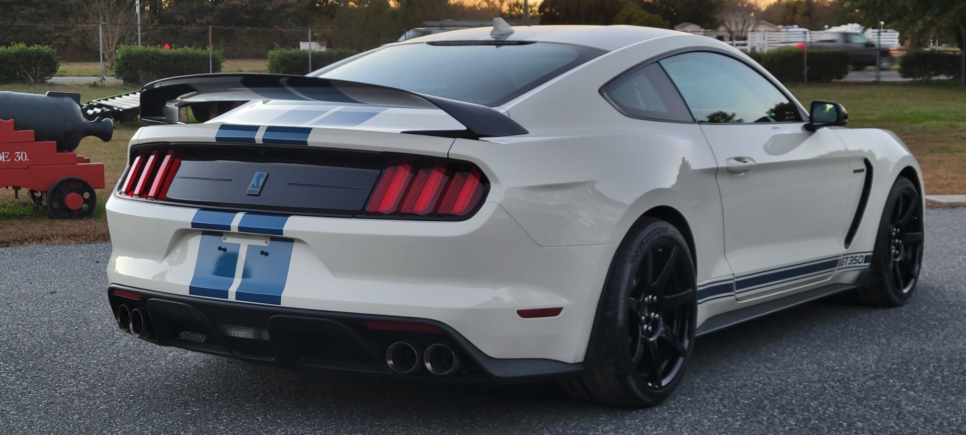 2020 Ford MUSTANG SHELBY in Hayes, Virginia - Photo 9