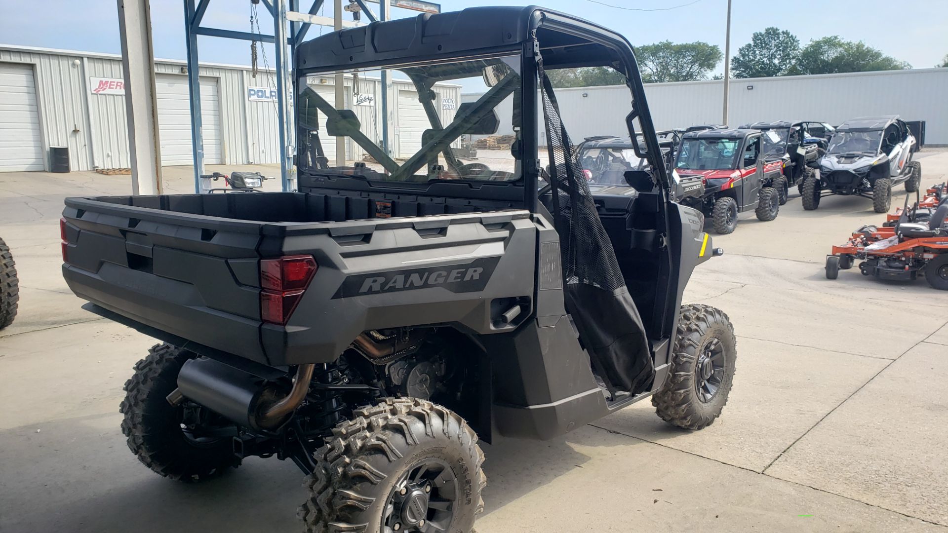 2025 Polaris Ranger 1000 Premium in Tuscumbia, Alabama - Photo 3