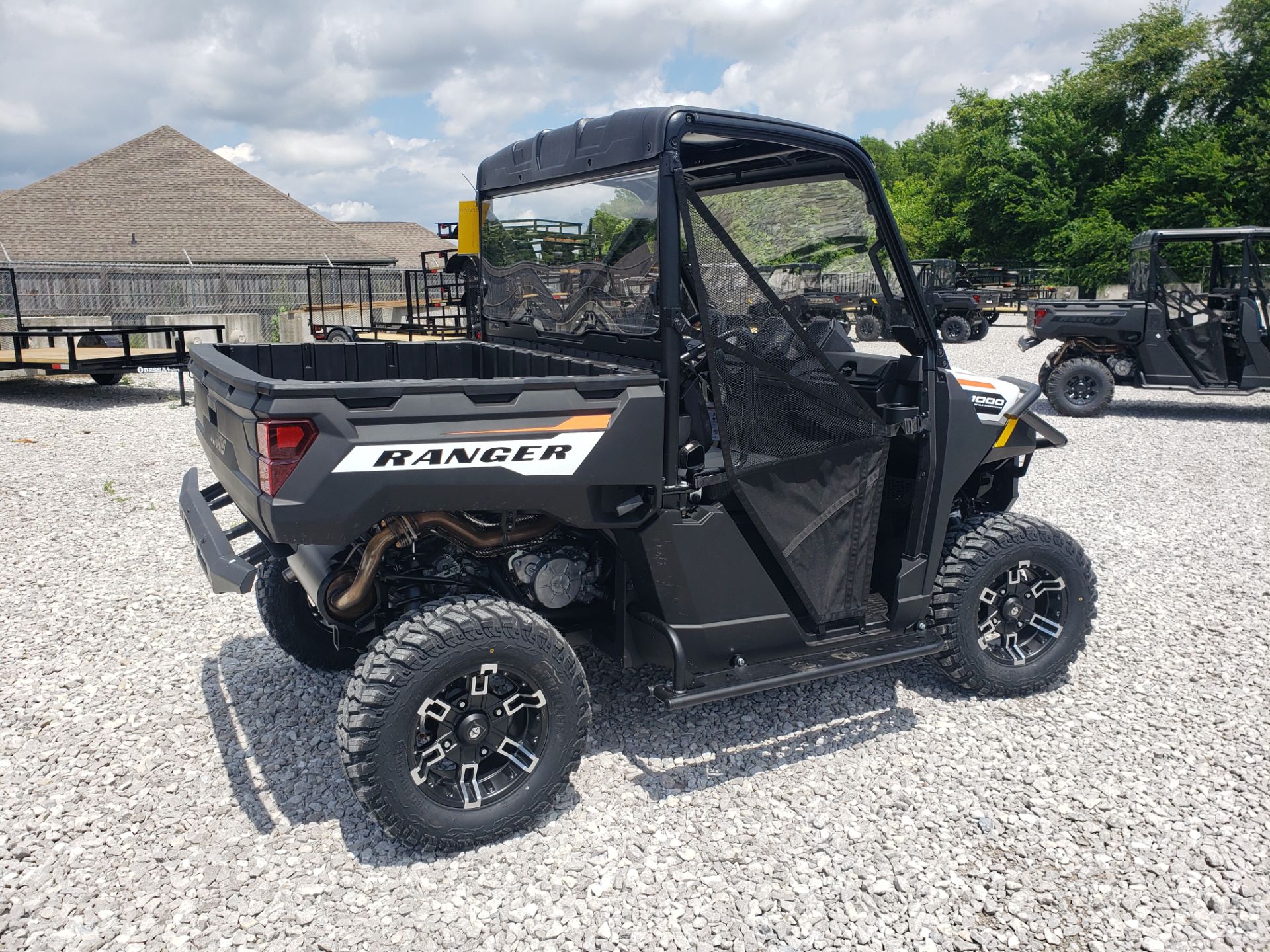 2025 Polaris Ranger 1000 Premium in Tuscumbia, Alabama - Photo 3