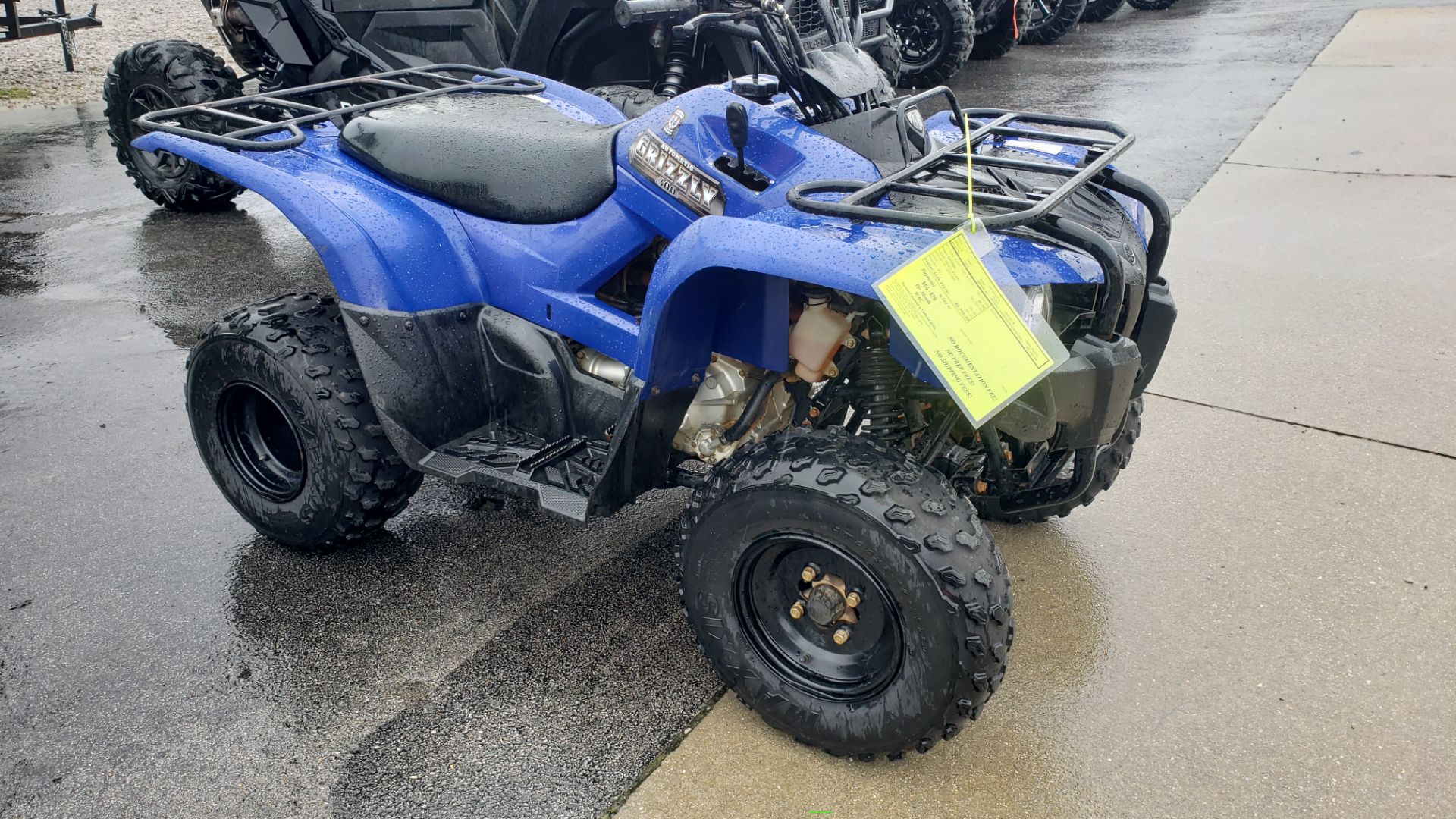 2012 Yamaha Grizzly 300 Automatic in Tuscumbia, Alabama - Photo 2