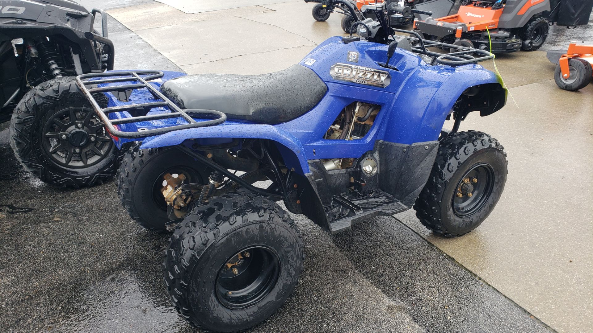 2012 Yamaha Grizzly 300 Automatic in Tuscumbia, Alabama - Photo 3