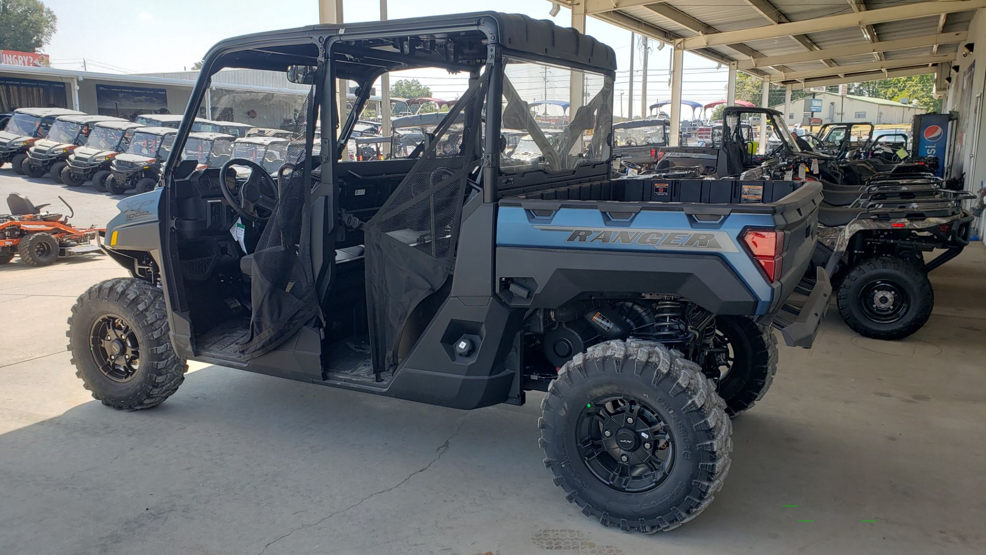 2025 Polaris Ranger Crew XP 1000 Premium in Tuscumbia, Alabama - Photo 4