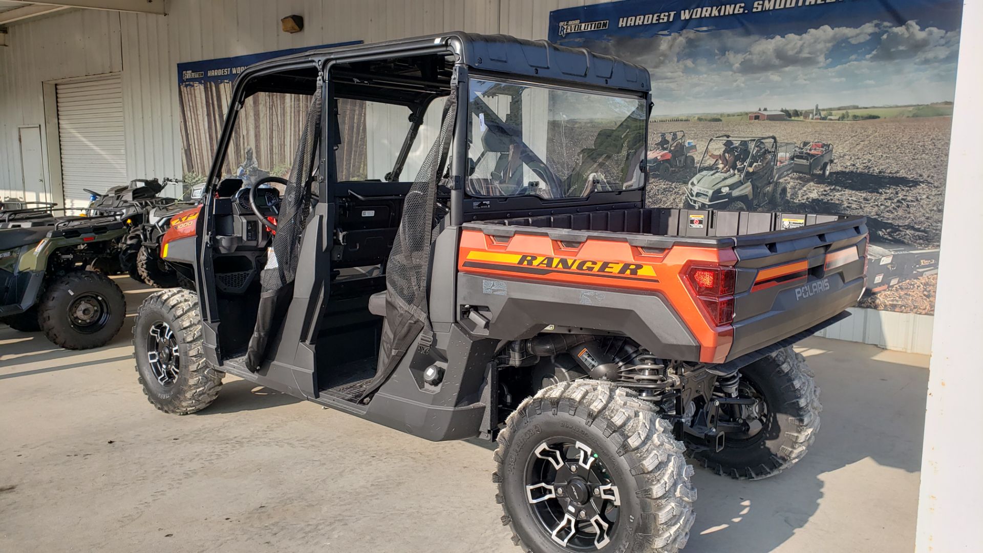 2025 Polaris Ranger Crew XP 1000 Premium in Tuscumbia, Alabama - Photo 2