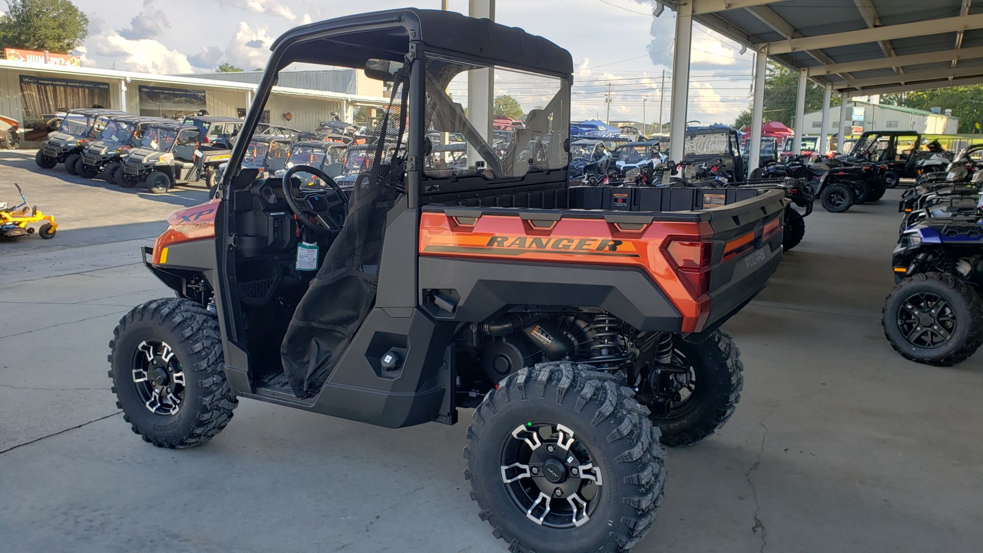 2025 Polaris Ranger XP 1000 Premium in Tuscumbia, Alabama - Photo 4