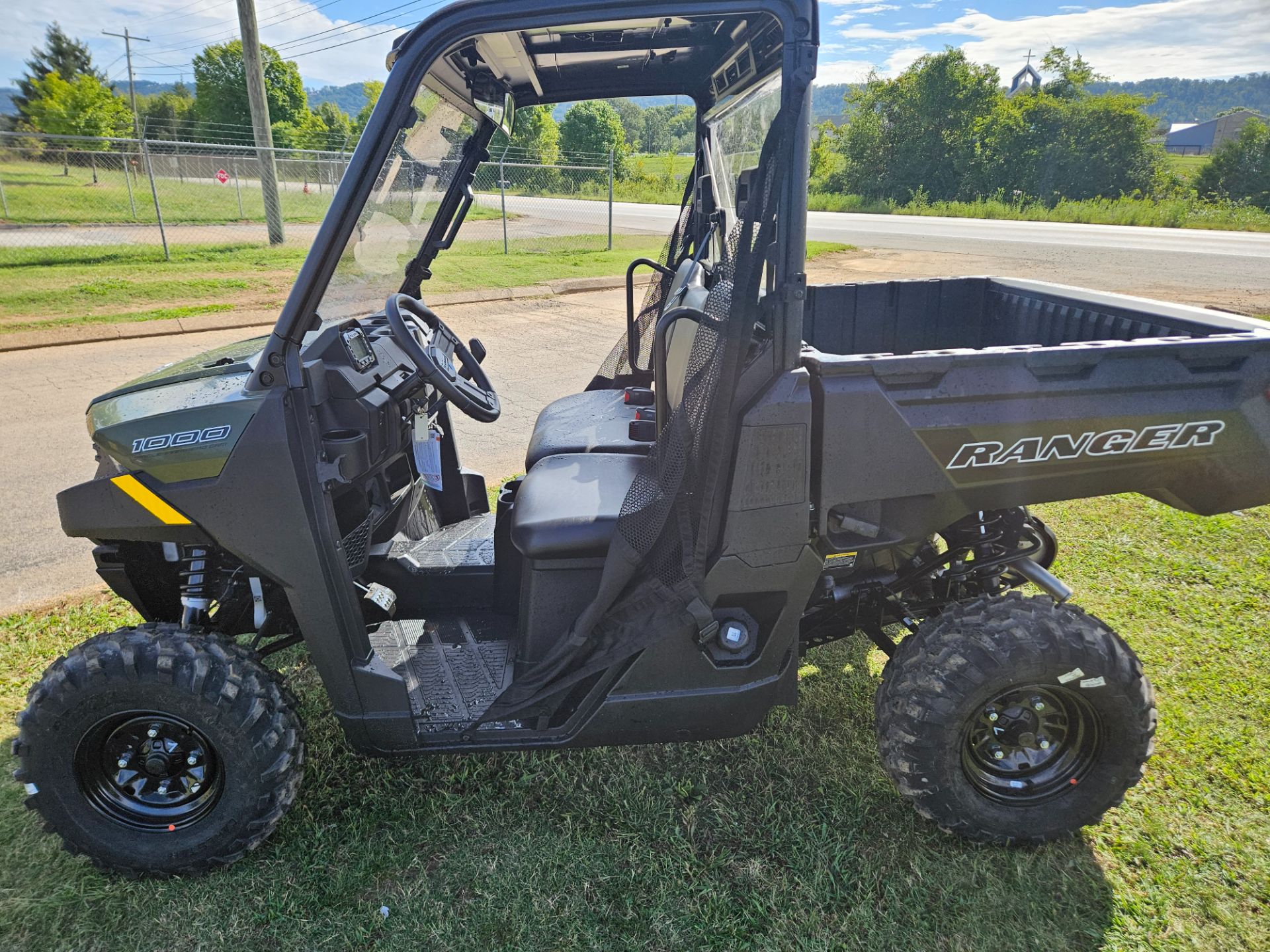 2025 Polaris Ranger 1000 in Ooltewah, Tennessee - Photo 2