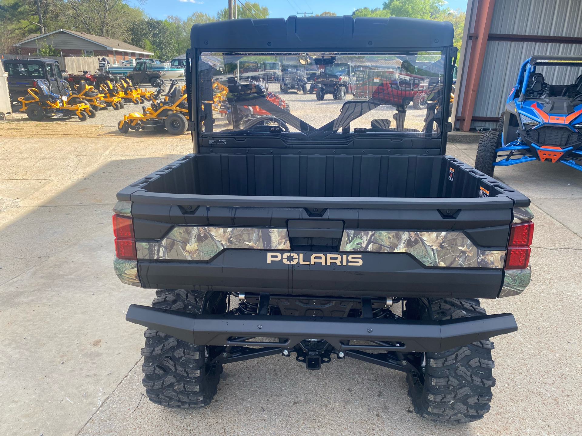 2024 Polaris Ranger XP 1000 Premium in Florence, Alabama - Photo 4