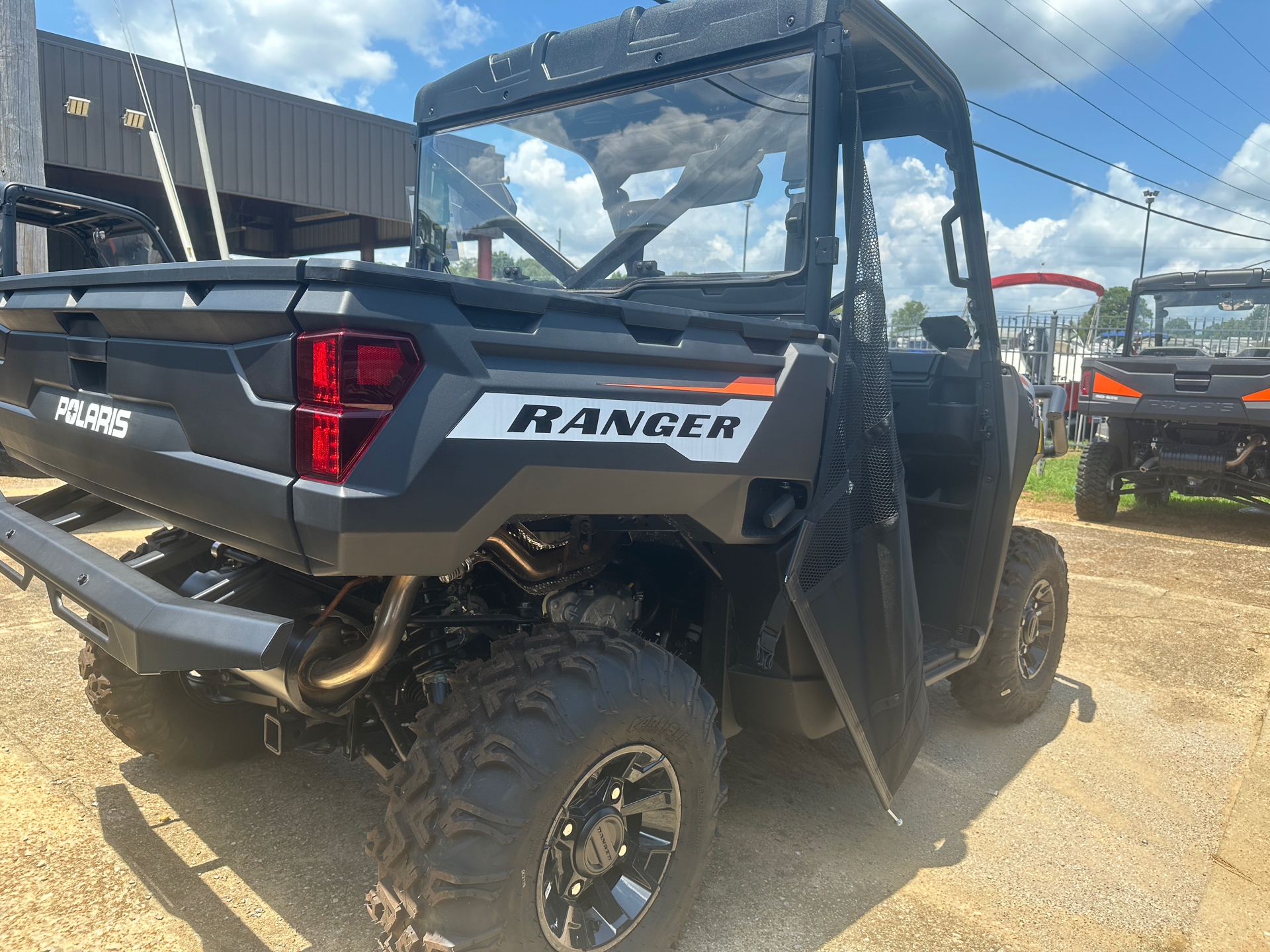 2025 Polaris Ranger 1000 Premium in Florence, Alabama - Photo 3