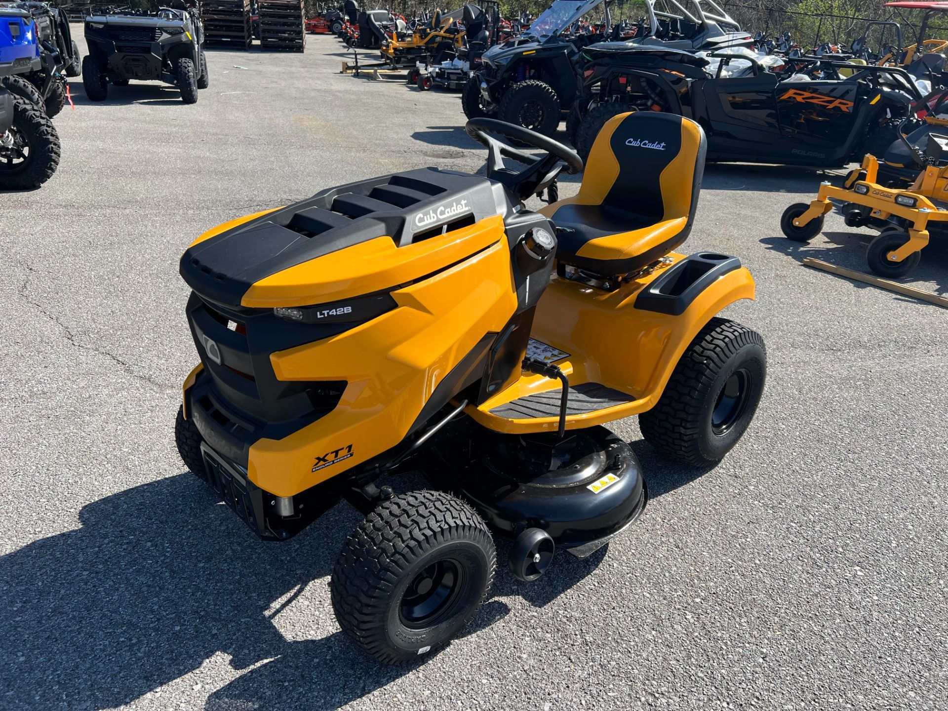 2024 Cub Cadet XT1 LT42 Intellipower 42 in. Cub Cadet 547 cc in Florence, Alabama - Photo 1