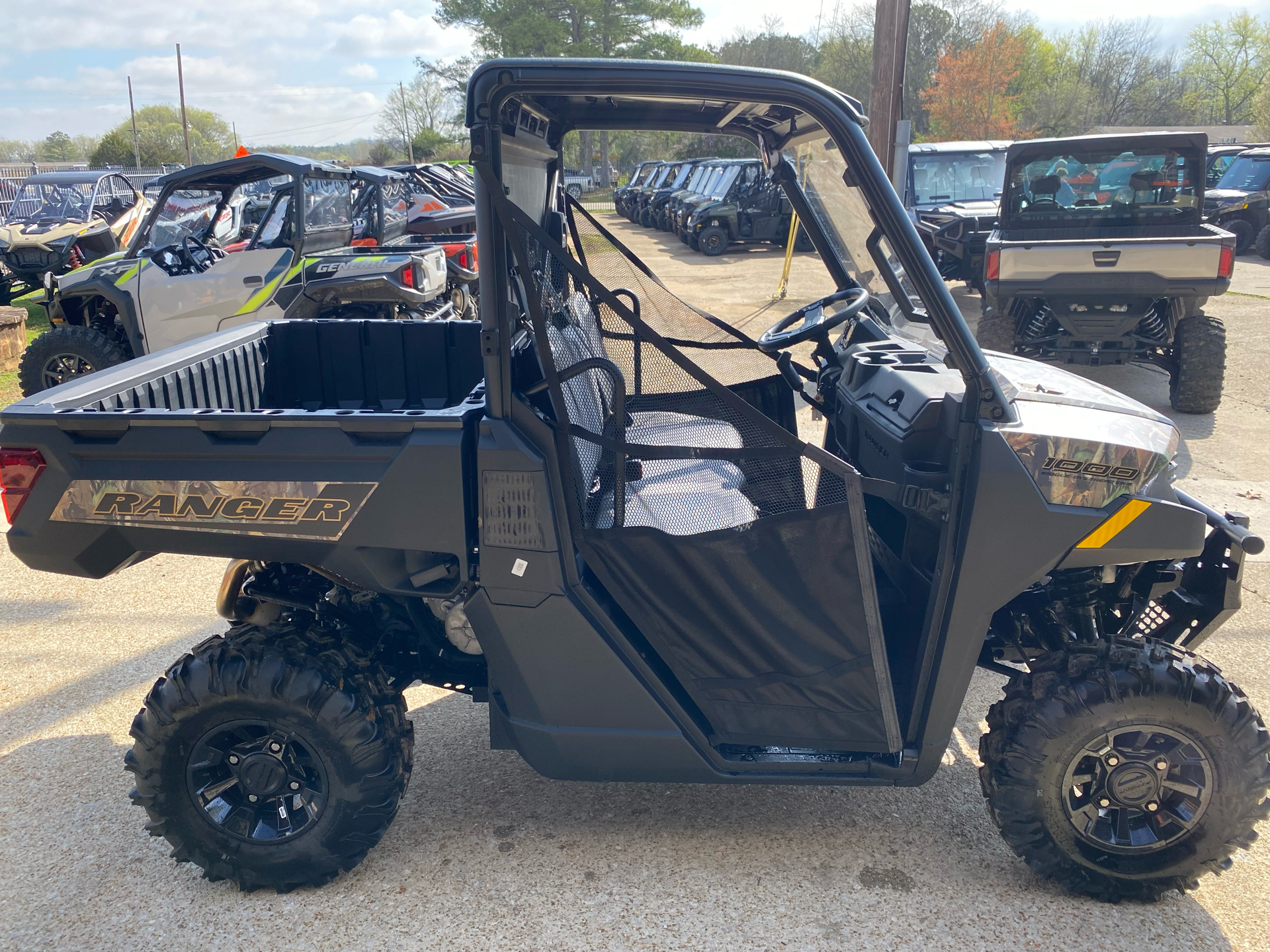 2024 Polaris Ranger 1000 Premium in Florence, Alabama - Photo 12