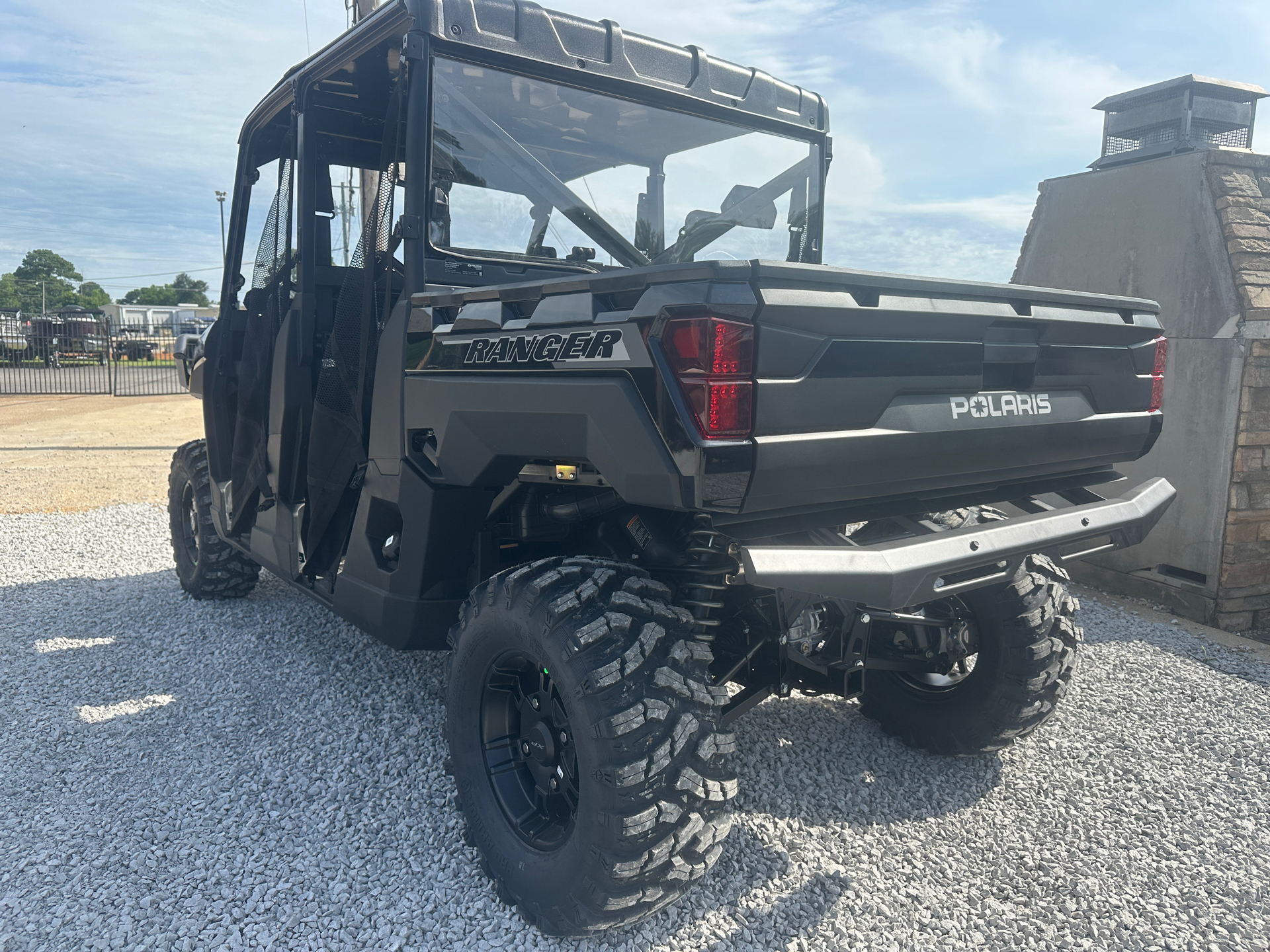 2025 Polaris Ranger Crew XP 1000 Premium in Florence, Alabama - Photo 3