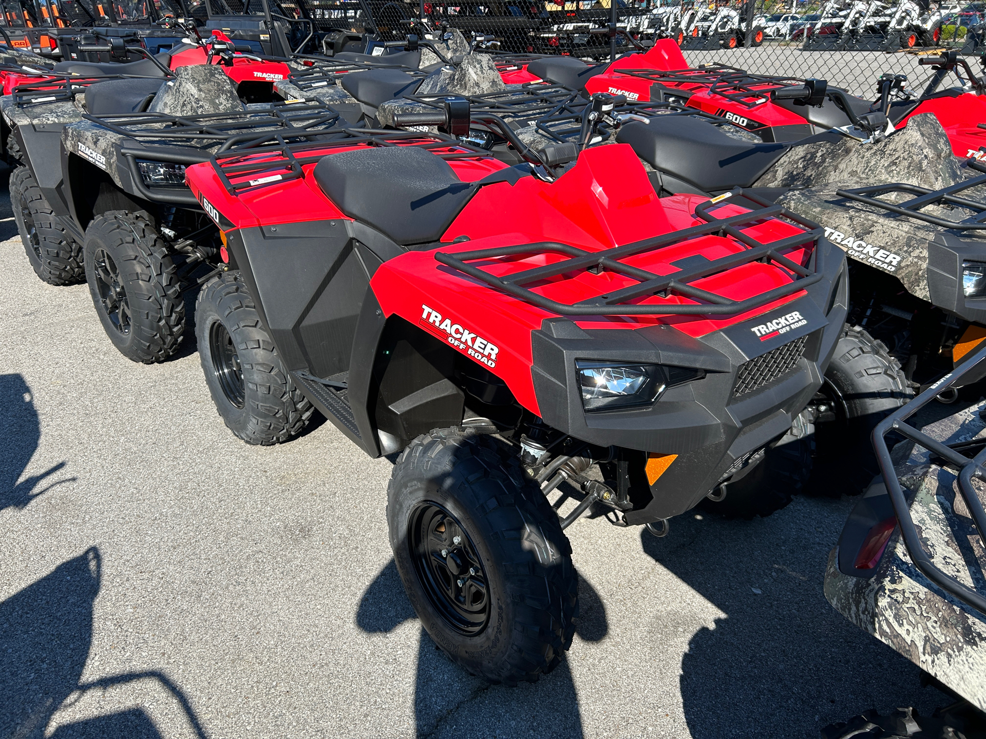 2023 Tracker Off Road 600EPS in Knoxville, Tennessee - Photo 2
