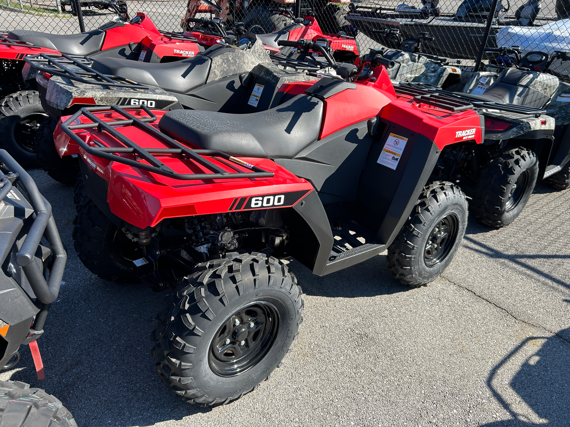 2023 Tracker Off Road 600EPS in Knoxville, Tennessee - Photo 3