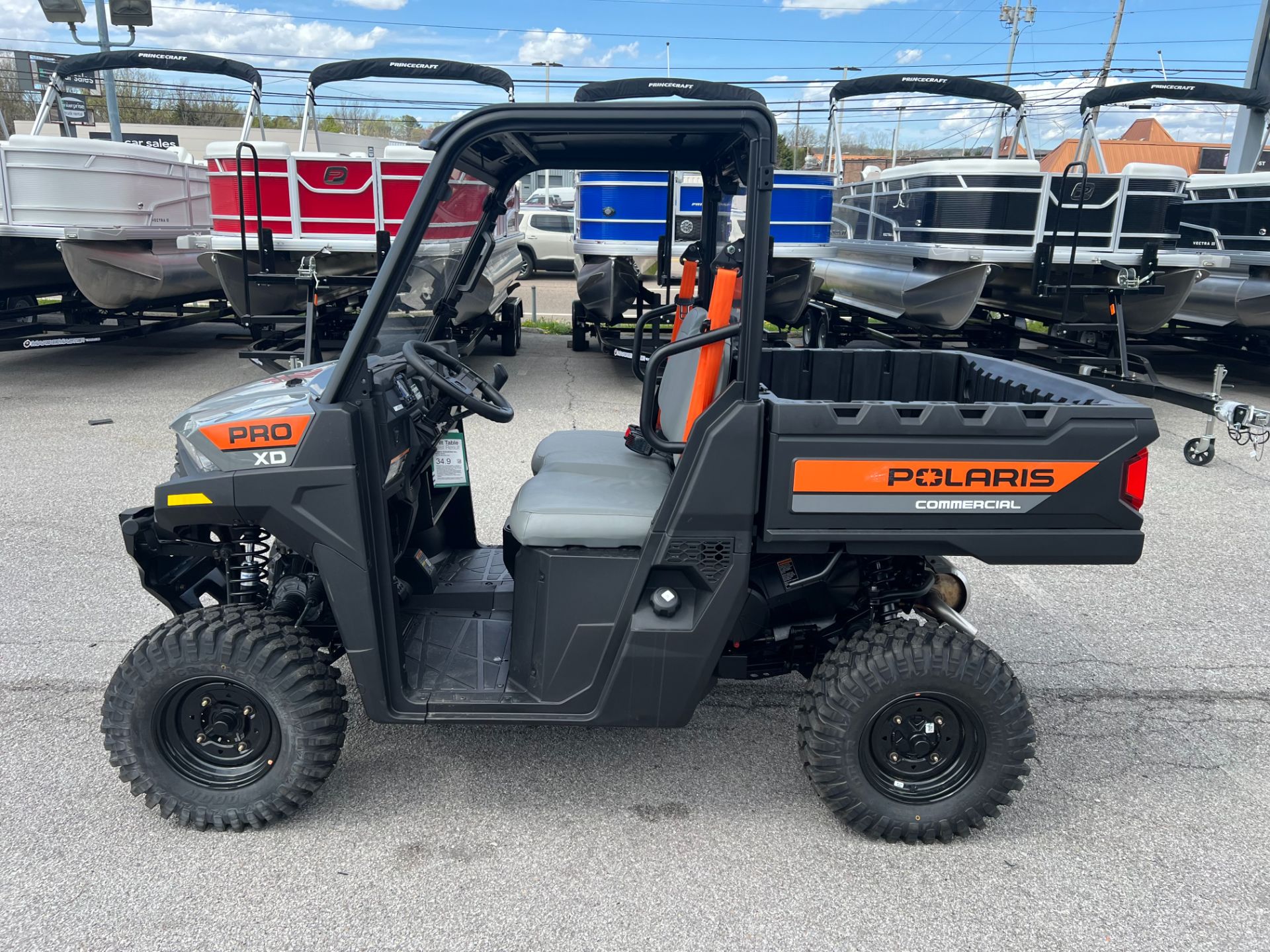 2023 Polaris Commercial Pro XD Mid-Size Gas in Knoxville, Tennessee - Photo 4