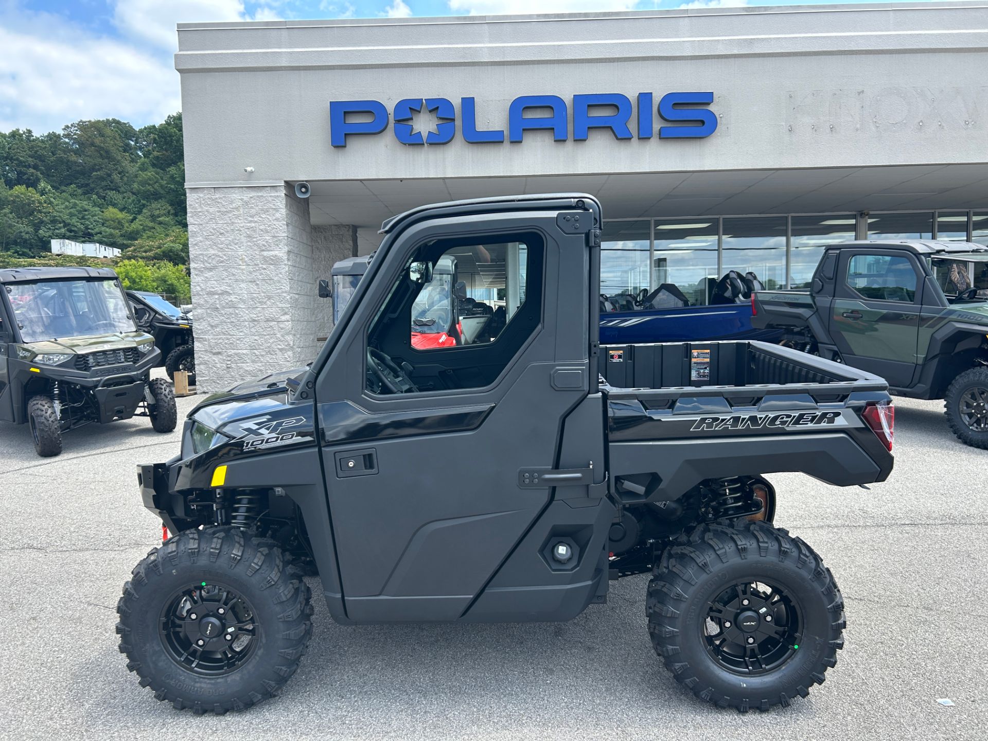 2025 Polaris Ranger XP 1000 NorthStar Edition Premium With Fixed Windshield in Knoxville, Tennessee - Photo 2