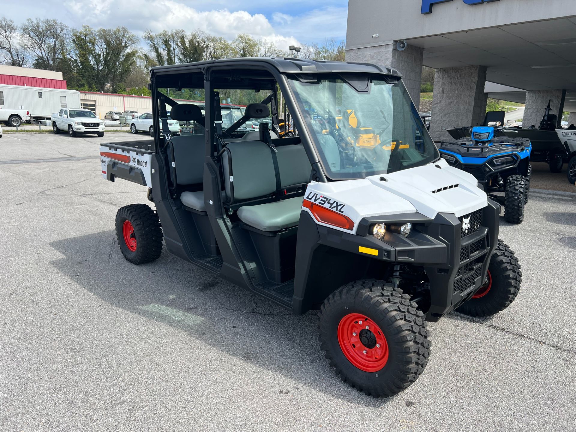 2024 Bobcat UV34 XL Gas UTV in Knoxville, Tennessee - Photo 1