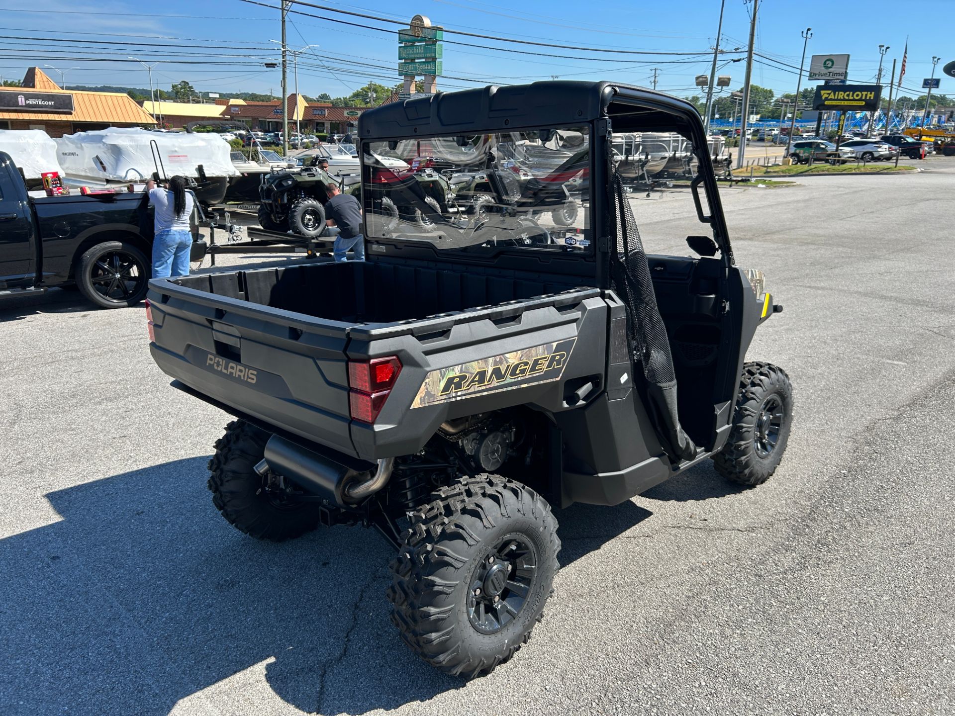 2025 Polaris Ranger 1000 Premium in Knoxville, Tennessee - Photo 2