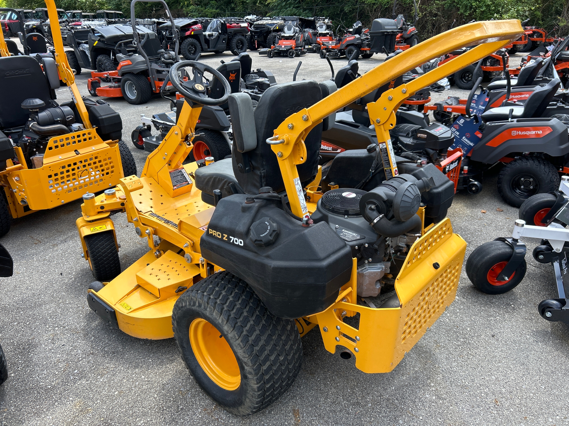 2018 Cub Cadet Pro Z 60 in. S Kawasaki 31 hp in Knoxville, Tennessee - Photo 2