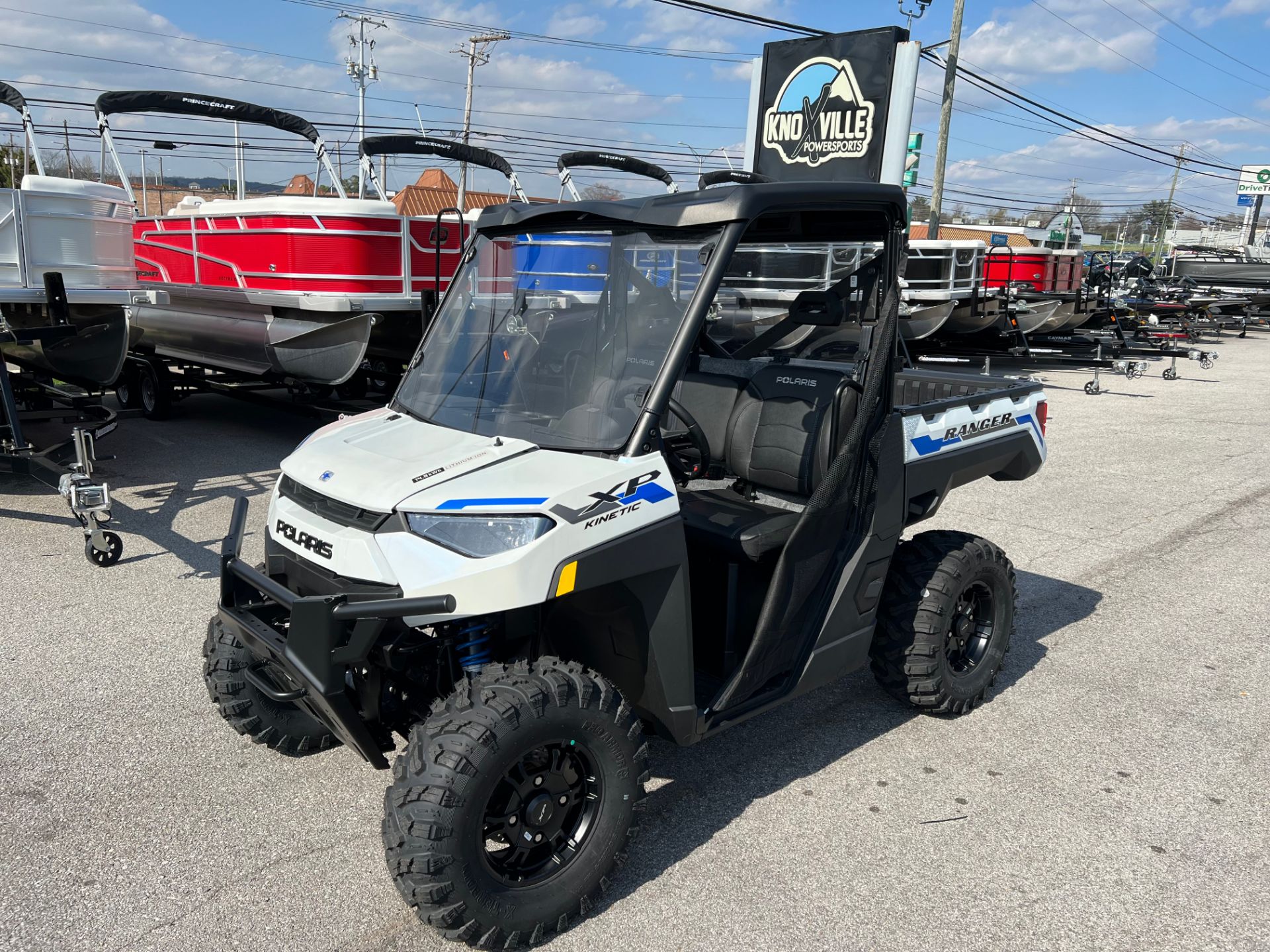 2024 Polaris Ranger XP Kinetic Premium in Knoxville, Tennessee - Photo 2
