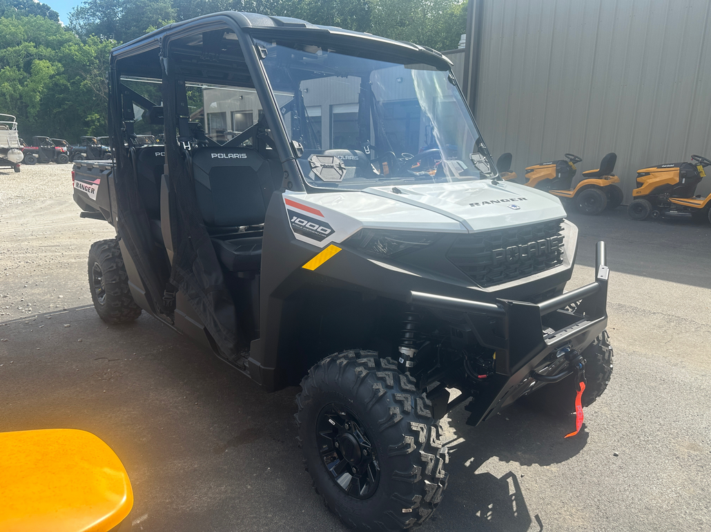 2025 Polaris Ranger Crew 1000 Premium in Knoxville, Tennessee - Photo 2