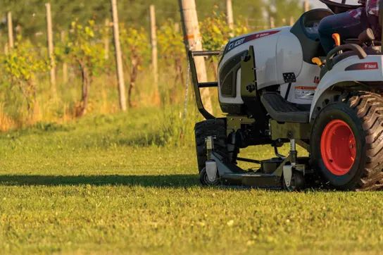 2024 Bobcat M60 Mid Mount Mower in Knoxville, Tennessee - Photo 3