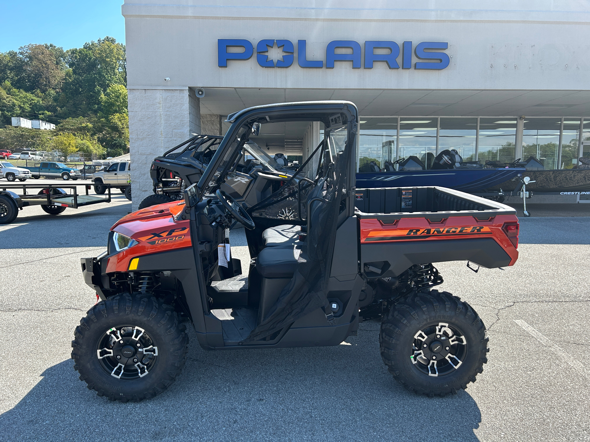 2025 Polaris Ranger XP 1000 Premium in Knoxville, Tennessee - Photo 2