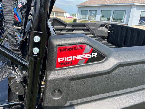 2024 Honda Pioneer 700 Deluxe in Belle Plaine, Minnesota - Photo 2