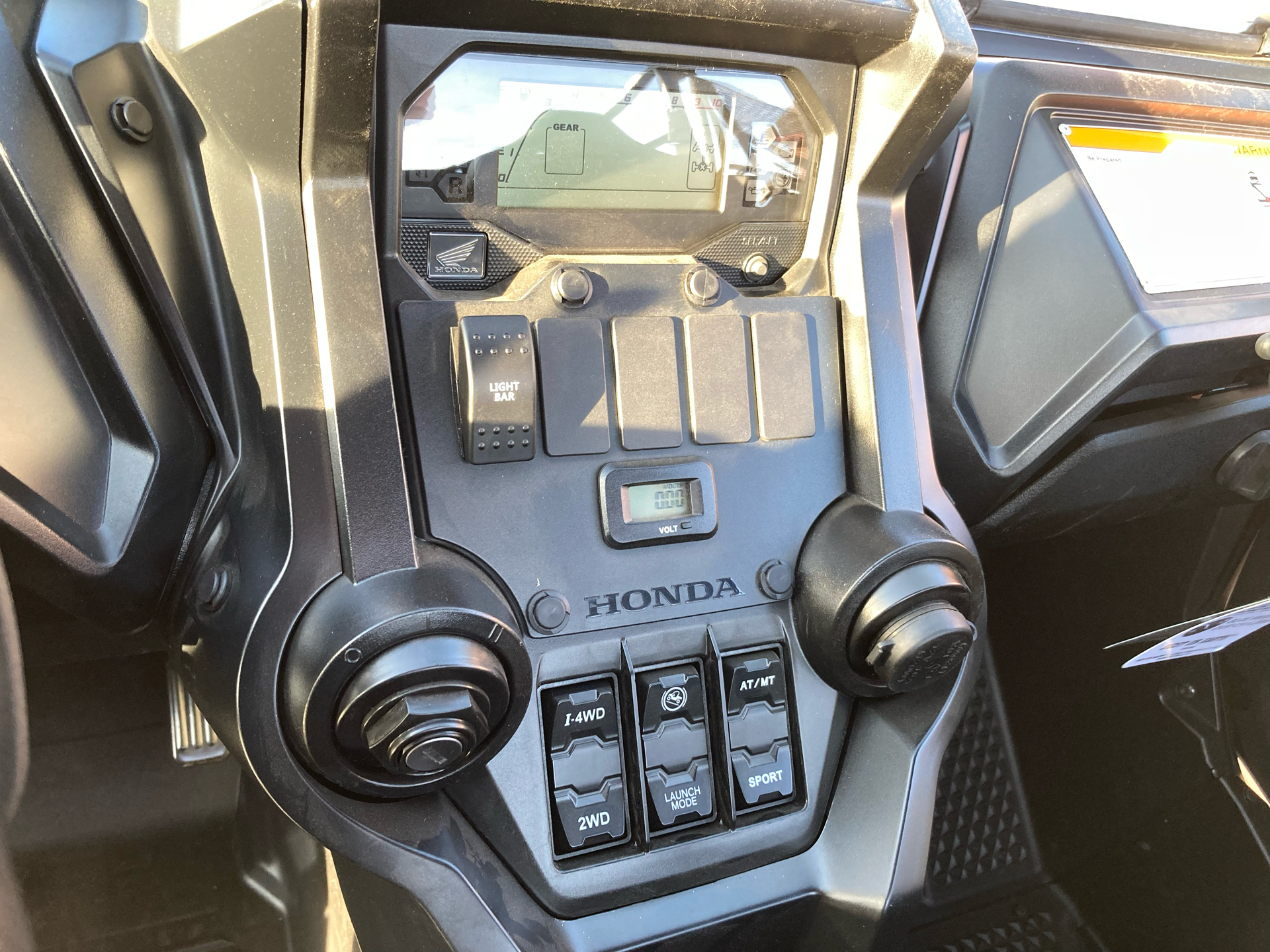 2021 Honda Talon 1000R Special Edition in Belle Plaine, Minnesota - Photo 9